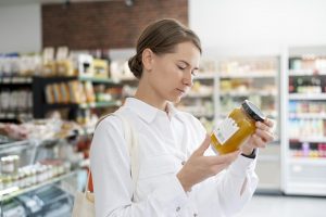 Antes del etiquetado frontal, la información para tomar decisiones al momento de comprar alimentos era un desafío.
