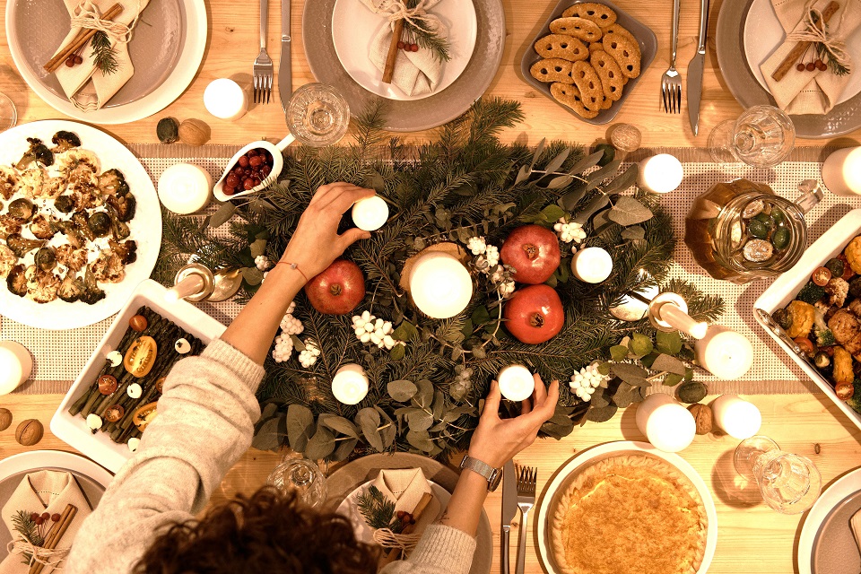 Cuidar la alimentación durante las fiestas no implica renunciar a los momentos de disfrute ni a las tradiciones culinarias.